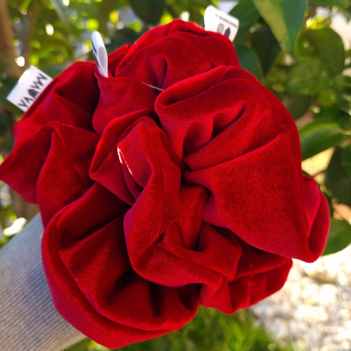 Scrunchie rojo terciopelo