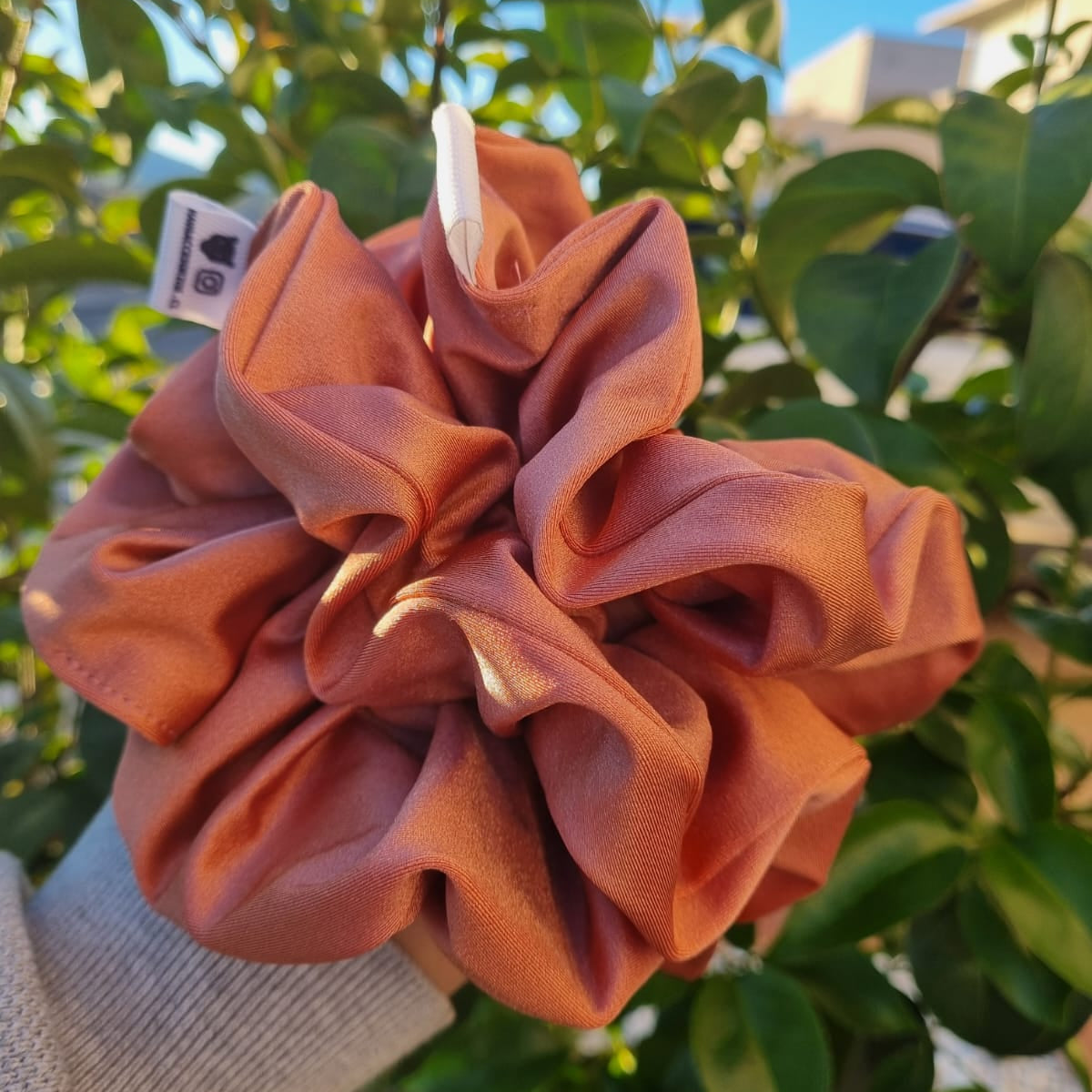 Scrunchie palo rosa brillo