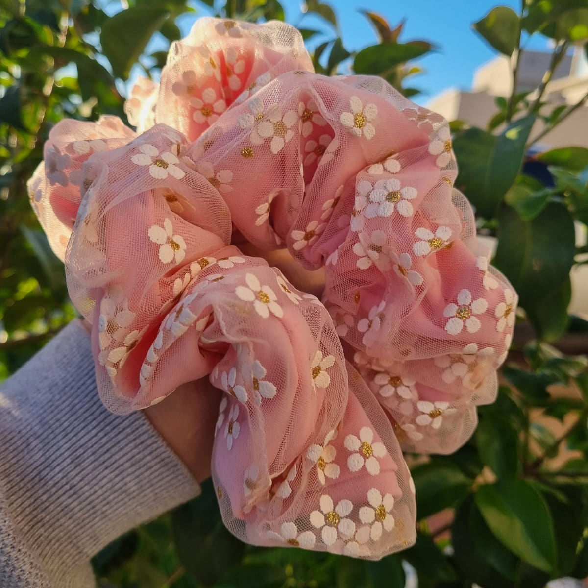 Scrunchie doble rosa flores