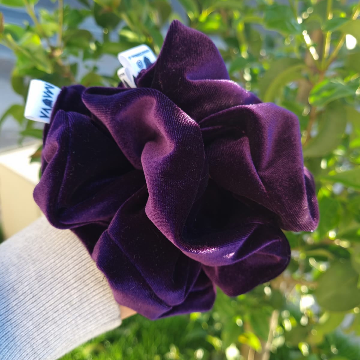 Scrunchie morado terciopelo