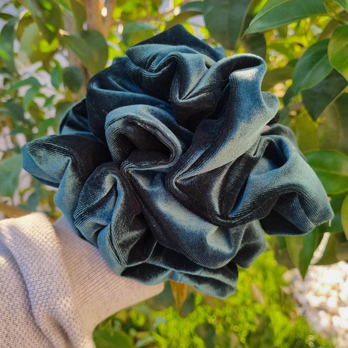 Scrunchie verde botella terciopelo